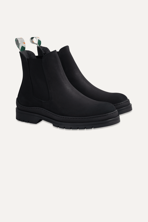 Willow Chelsea Boot in Black