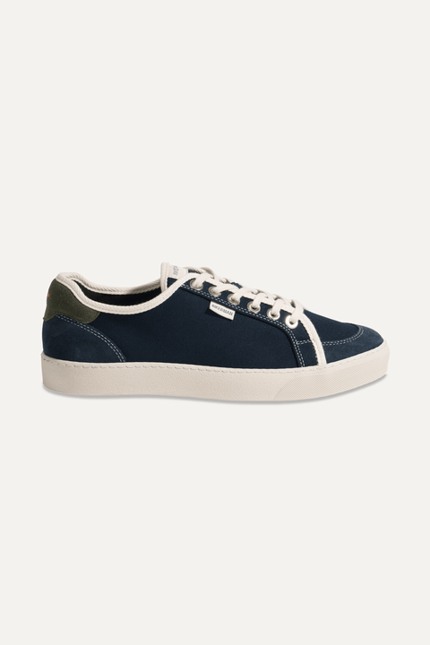 The Hugo Sneaker in Atlantic Navy