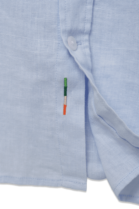 The Linen Shirt in Light Blue